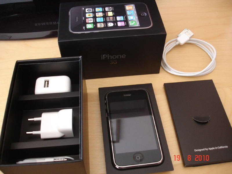  Turkcell'den Iphone 3G 8gb, tertemiz, garantili, kayıtlı, full aksesuarlı