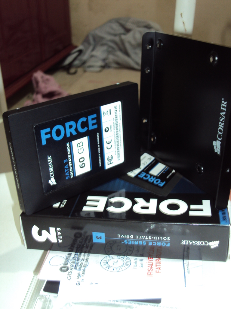  <<< SATILDI Force Series� 3 60GB SATA 3 6Gb/s Solid-State Hard Drive >>>