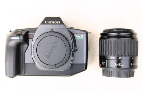 MP3 PLAYER İLE TAKASLIK FOTOĞRAF MAKİNESİ