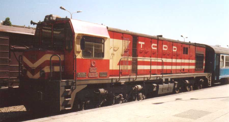  tren severler toplansın