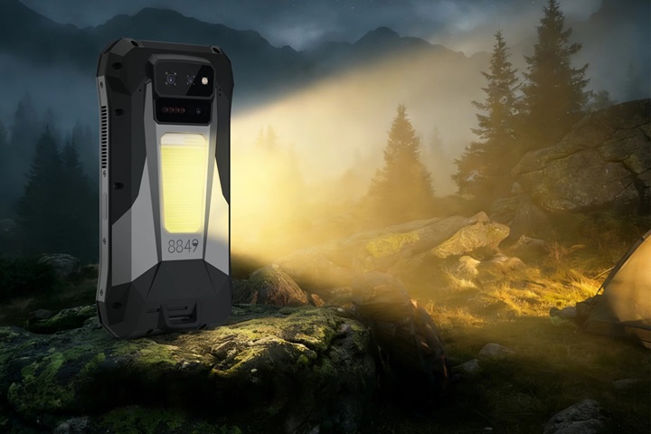 Kendinden projektörlü dayanıklı telefon Tank X tanıtıldı: İşte özellikleri