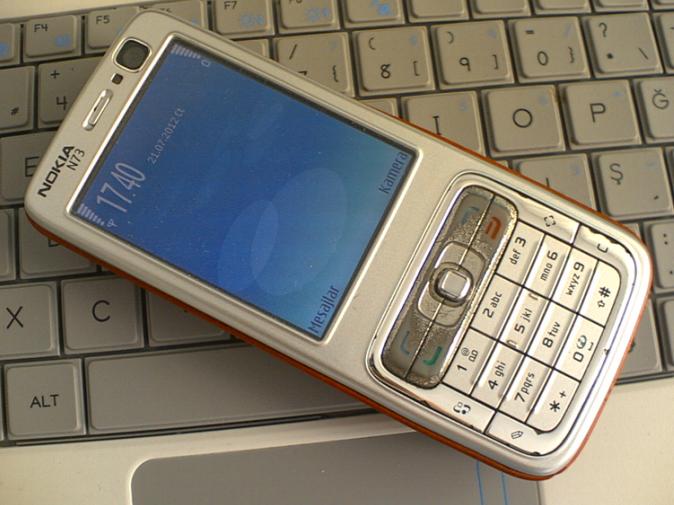 Nokia e65 1