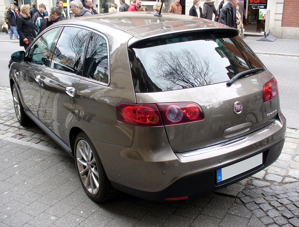  En yakışıklı Station Wagon Araba