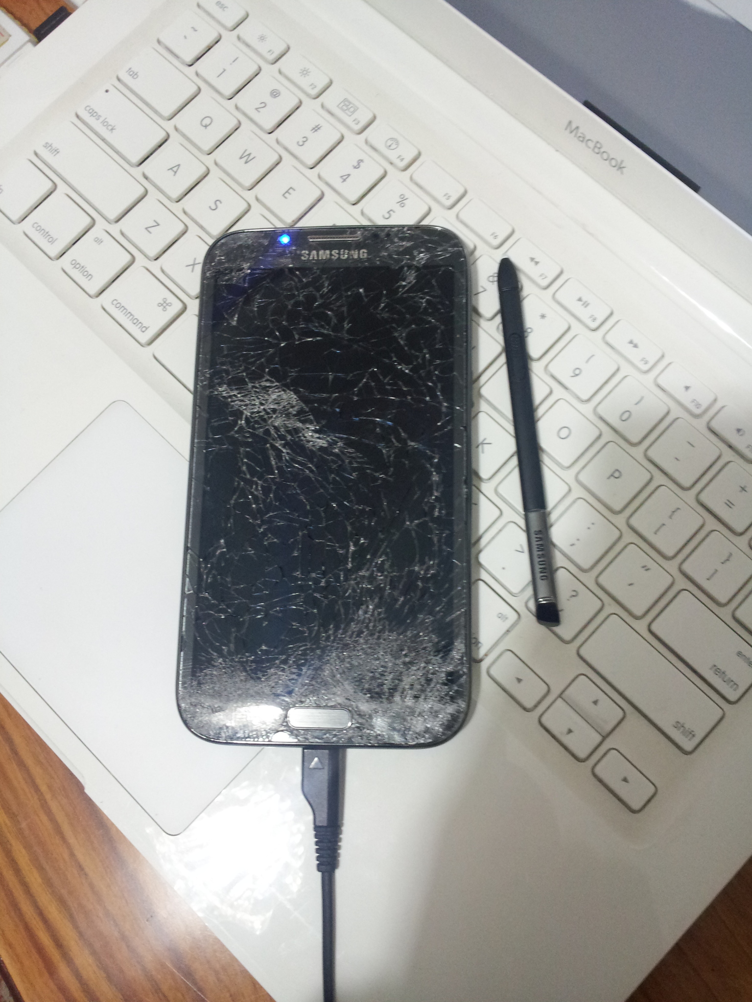  Samsung Note 2 Ekran kırık 400TL