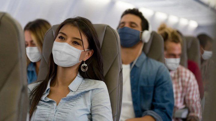 Avrupa Birliği uçaklardaki maske yasağını kaldırıyor