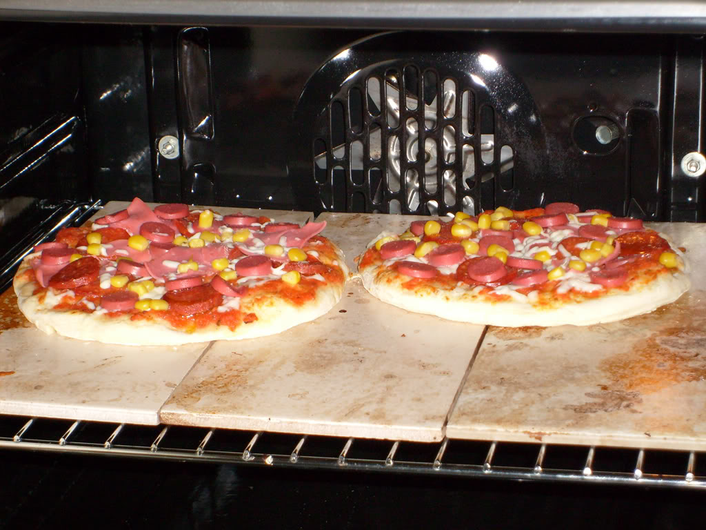 Ev Yapımı Pizza Tarifi (Resimli tabii ki) » Sayfa 9 43