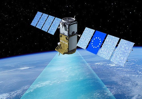 AB'nin Galileo navigasyon projesi için ilk iki uydu uzaya gönderildi 