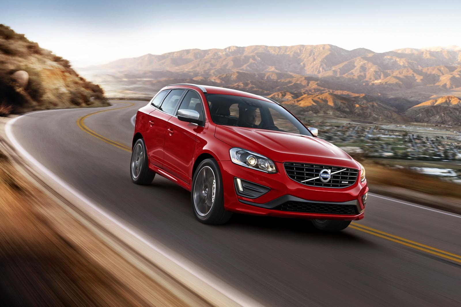  VOLVO 60 SERİLERİ R-Design VERSİYONA KAVUŞTU