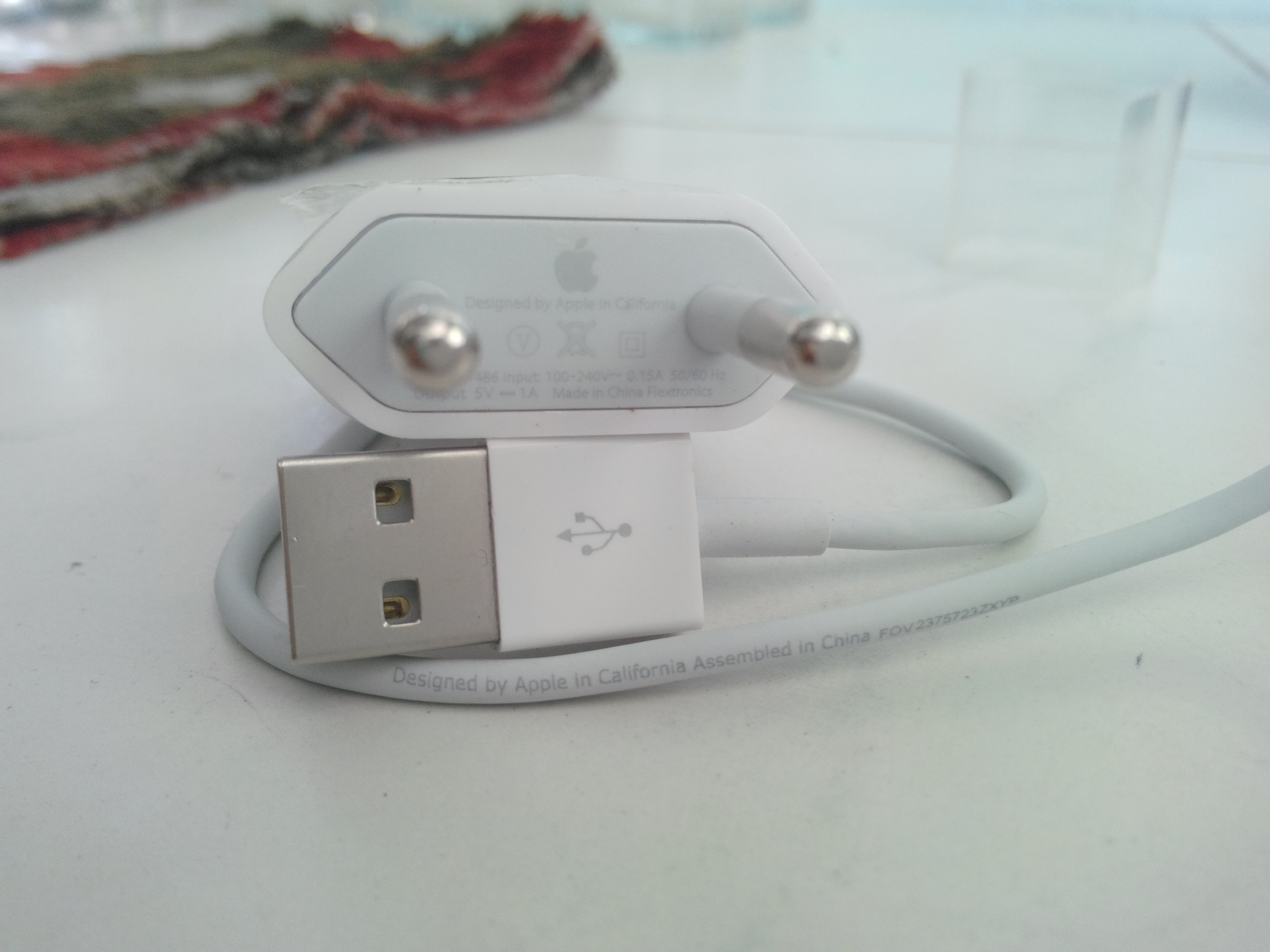  Apple Orjinal ŞARJ Aleti ve USB Kablosu Sıfır Uygun Fiyata  + ÜCRETSİZ Kargo