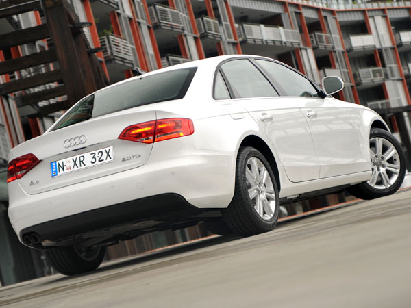  ALFA 159 1.8 MPİ Mİ?AUDİ A4 1.8TFSİ Mİ?