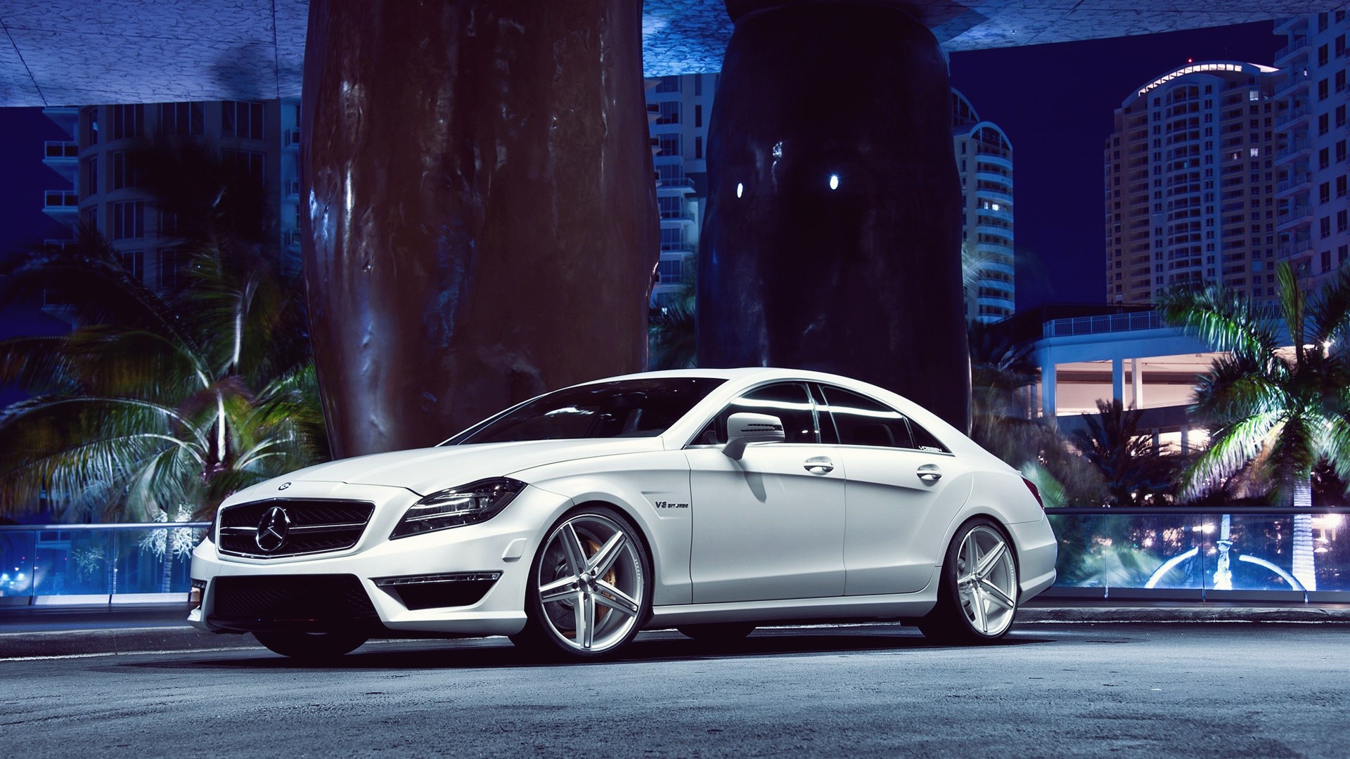  2013 CLS 550 ALDIM.... ISTE BOL RESIMLER VE AVRUPA TURUM :)