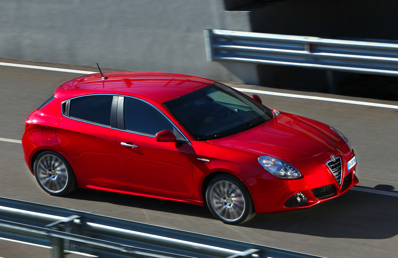 alfa romeo giulietta REVEALED 2010