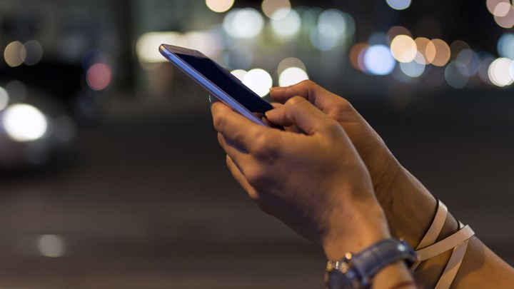 Telefon neden donar ve kasar? Telefonda donma & takılma sorunu çözümü
