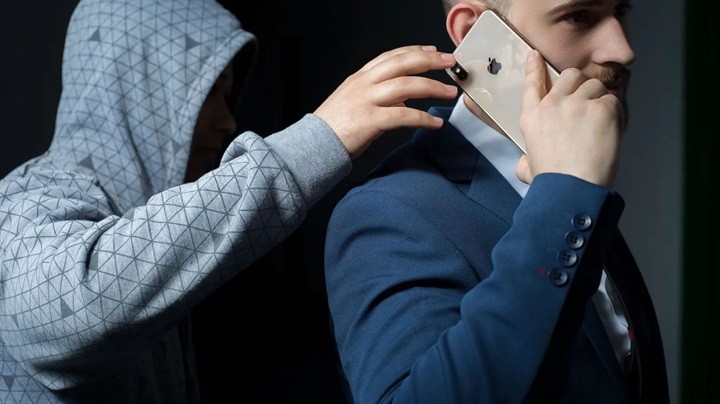 iPhone'lara Android benzeri hırsızlık kilidi geliyor