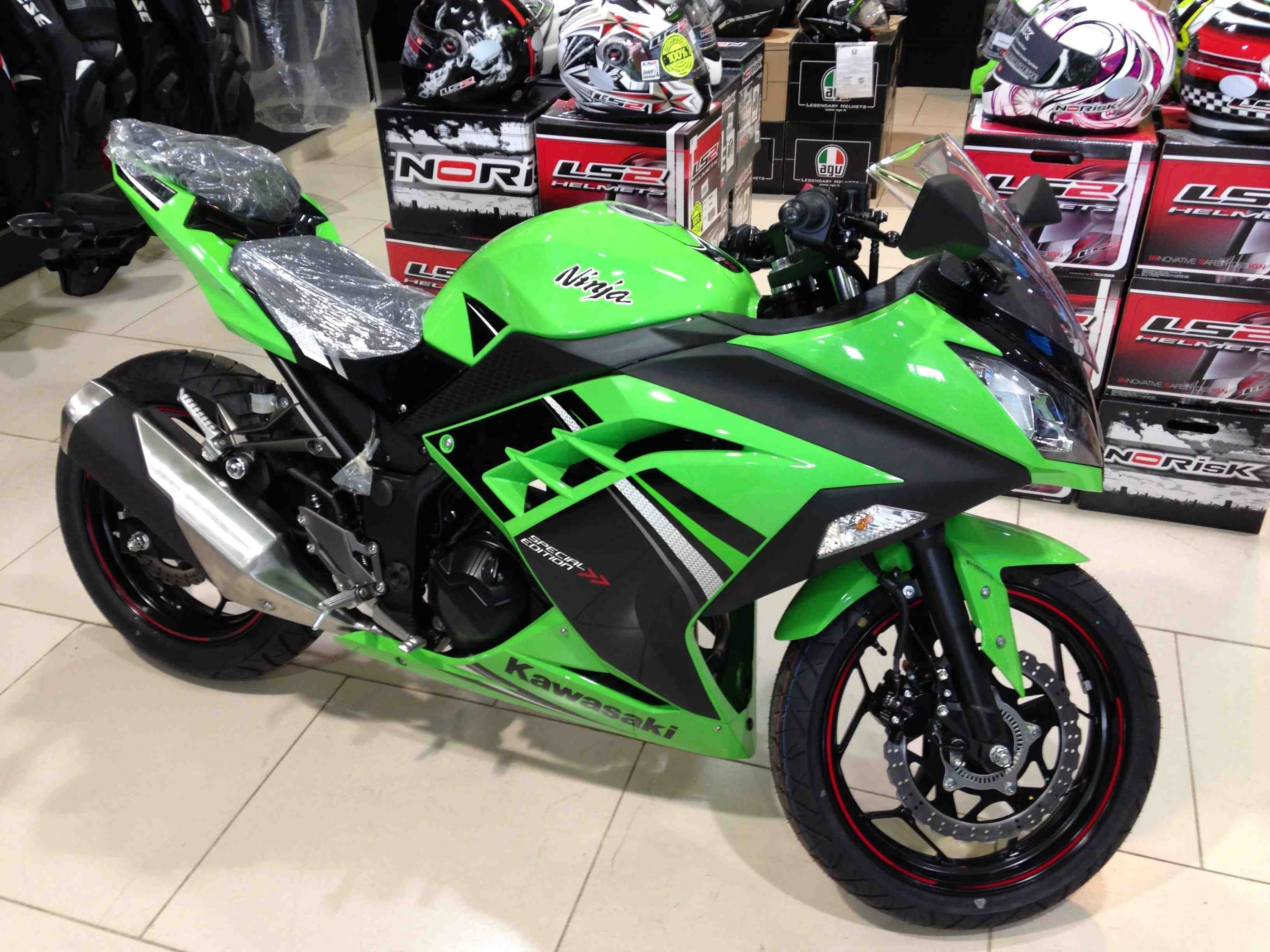 РњРѕС‚РѕС†РёРєР» Kawasaki Ninja 300