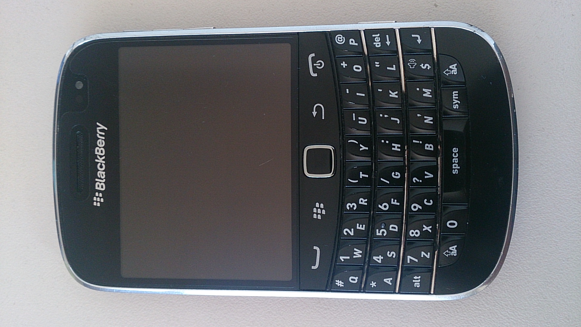  Blackberry Bold 9900