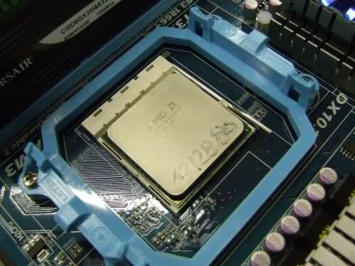  ## AMD Phenom II X6 Görselleri Ortaya Çıktı ##