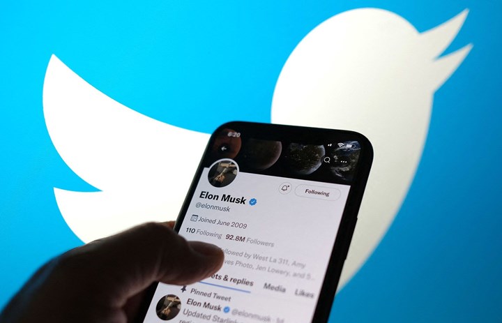 Twitter, Sana Özel zaman tüneli dayatmasında geri adım atıyor