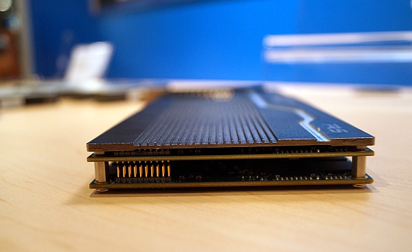 İlk Bakış: OCZ'nin yeni nesil süper-hızlı SSD çözümü Z-Drive R5