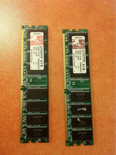  SATILIK Kingston 1gb (2x512) Dual Kit ddr400 ram 30TL