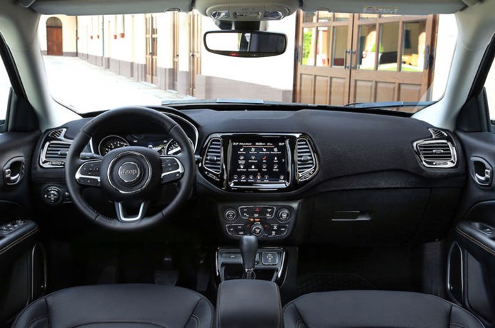 2020 Jeep Compass, yeni benzinli ve dizel motorlarıyla Türkiye'de