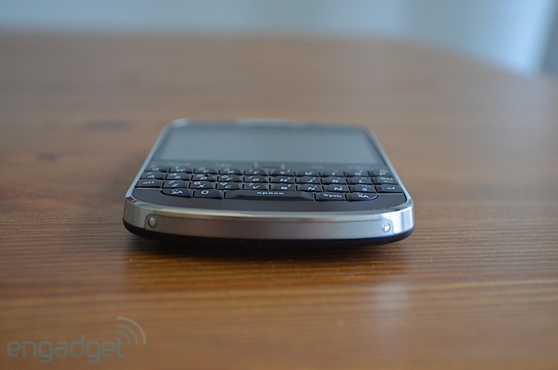 Huzurlarınızda yeni BlackBerry Bold 9900/9930 Touch