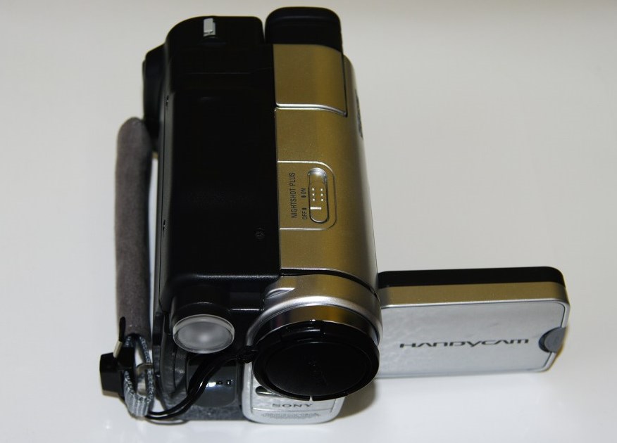  SATILIK Sony Handycam (CCD-TRV238E)(inanılmaz fiyat)