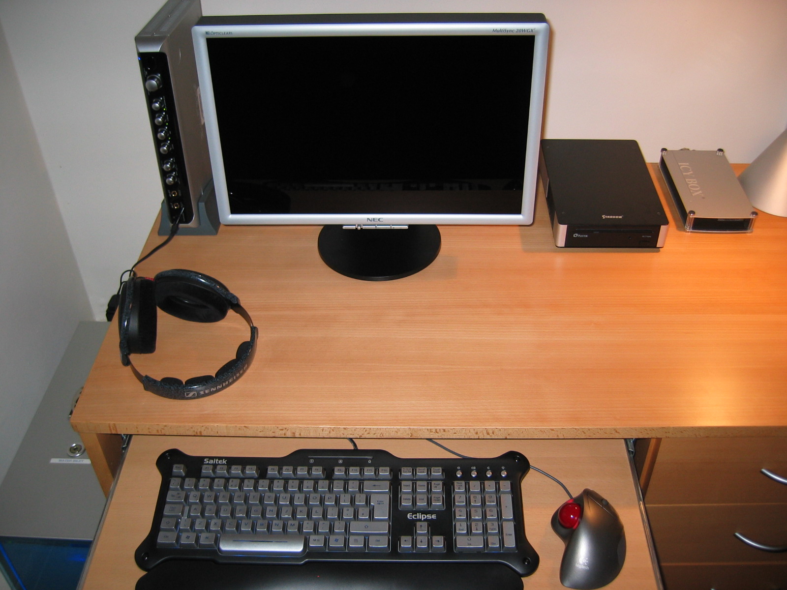 19' 20' ve 22' LCD ler burada..new