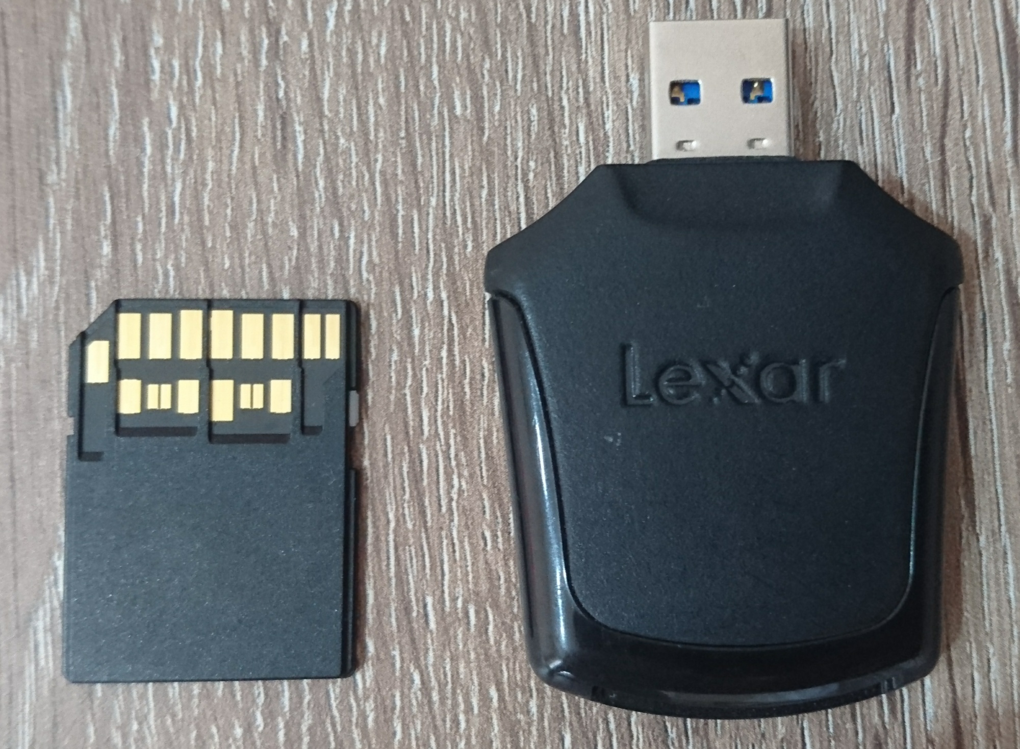 SATILIK LEXAR 2000X 64 GB 300 MB OKUMA HIZI PROFESYONEL SD KART