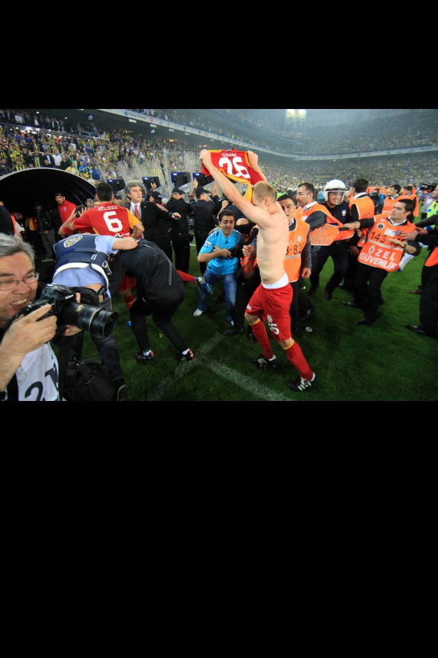  Semih Kaya bu takımın bayrak oyuncusu olacaktır.