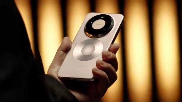 Huawei Mate 80 serisi ilk kez canlı görüntülendi: İşte tasarım