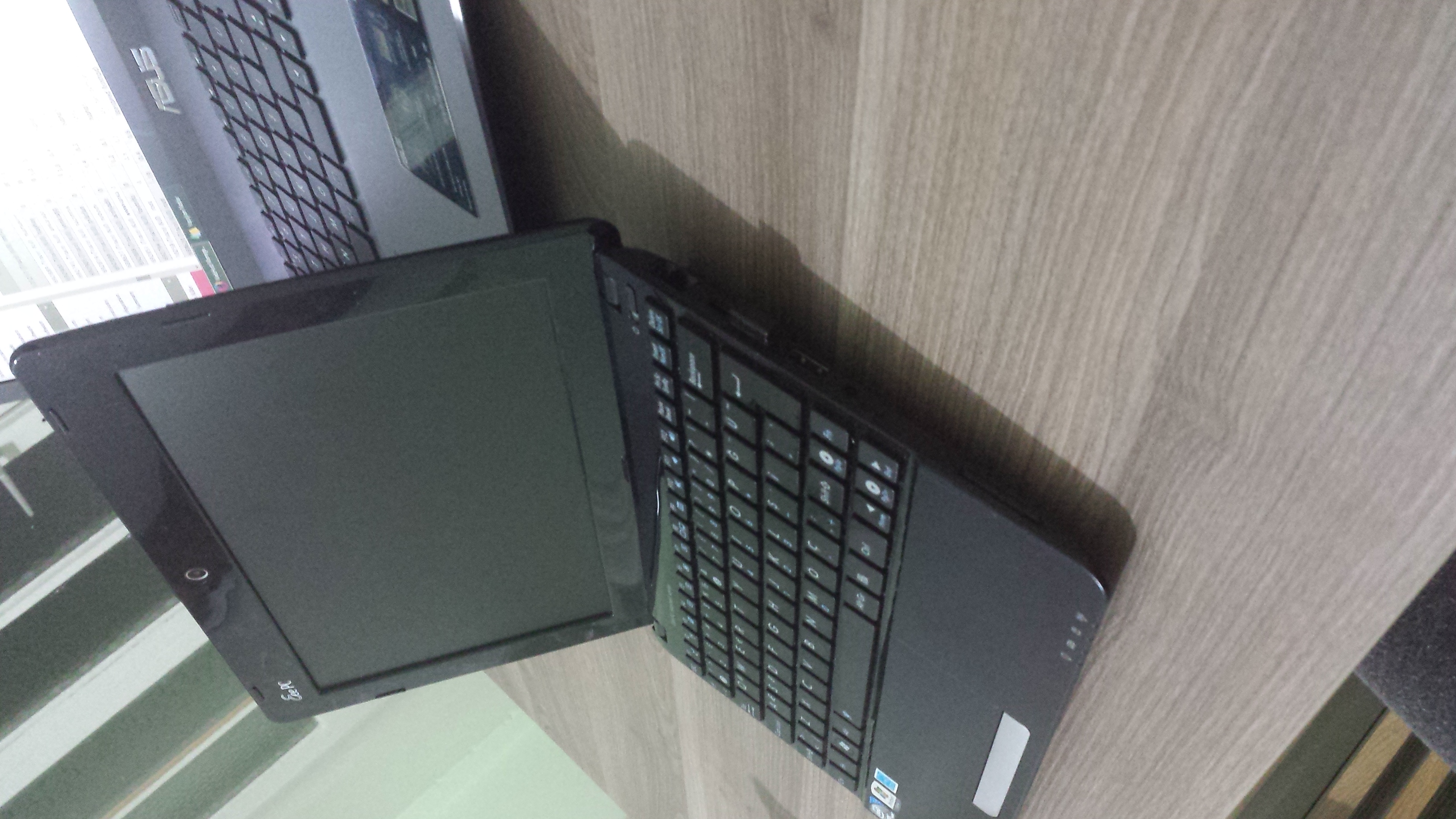  Asus Eee PC 1015PX - Kutulu Garantili 2gb ram, 320 gb hdd