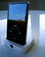  İNCELEME >> iPod Universal Dock
