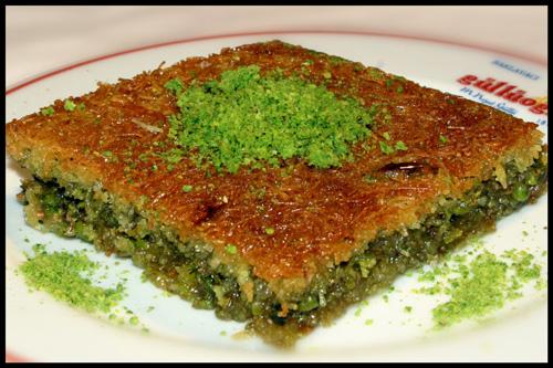 künefe mi baklava mı ? (Dev anket)