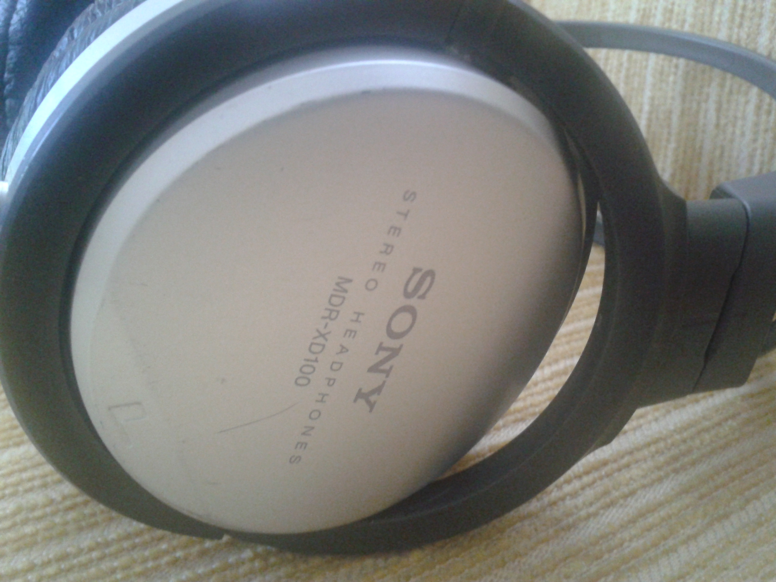  SONY MDR-XD100 KULAKLIK - 25 TL