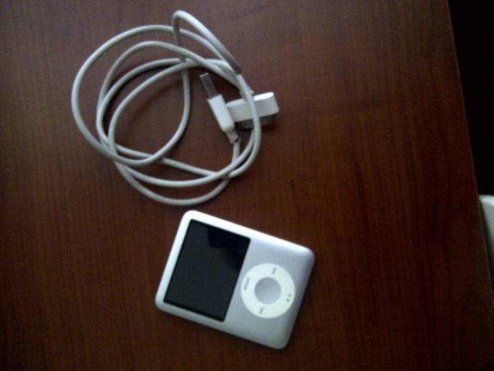  ipod 3. nesil 4gb gri renk