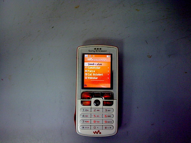  satılık takaslık w800i   takasla alınık k790i-k800i-k810i