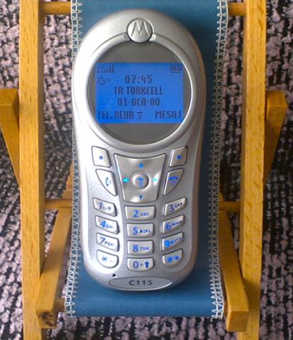  TASARIM HARİKASI MOTOROLA V70 100 TL-MPX220 75TL-V3 60 TL-W156 35TL-V300 30 TL-C115 20 TL-C113A 25 T
