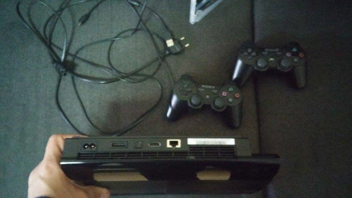  Ps3 SüperSlim 500 GB Temiz Çok az oynanıldı YENİ FİYAT 470 TL