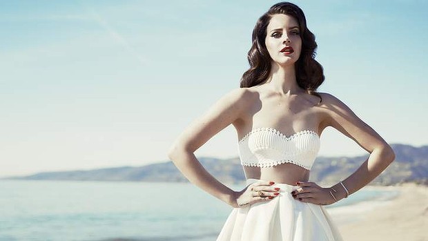  Katy Perry den daha güzel kadın şarkıcı varmı?