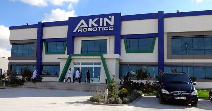 Türkiye’nin ilk insansı robot fabrikası AkınRobotics açıldı