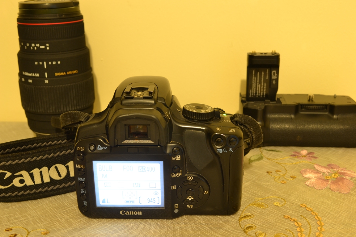  [Yeni Başlayanlara!] Canon 400D Body + Kutu İçeriği + Battery Grip + 8gb CF = 500TL