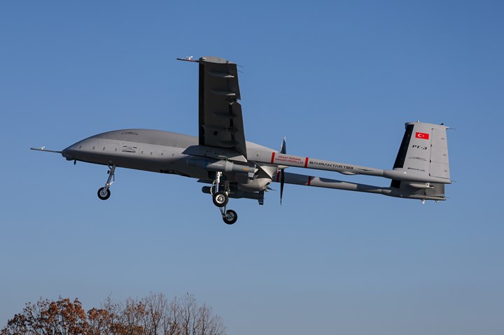 Baykar ve Leonardo ortaklığındaki LBA Systems, Paris AirShow'da yeni ürünlerini tanıtacak