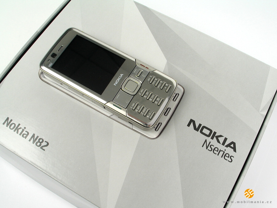  ^^ Nokia N82 | S60 3.1 - 2.4' QVGA LCD | 5MP - Xenon Flash - AF | WLAN - GPS ^^