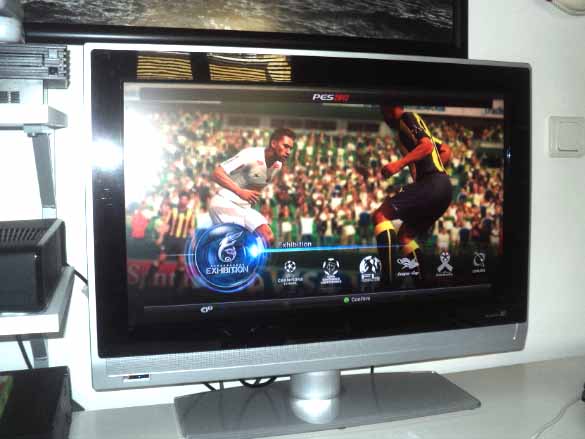  Satılık Philips 26' 66 ekran LCD + sıfır Olympus Fotograf Makinası 550tl