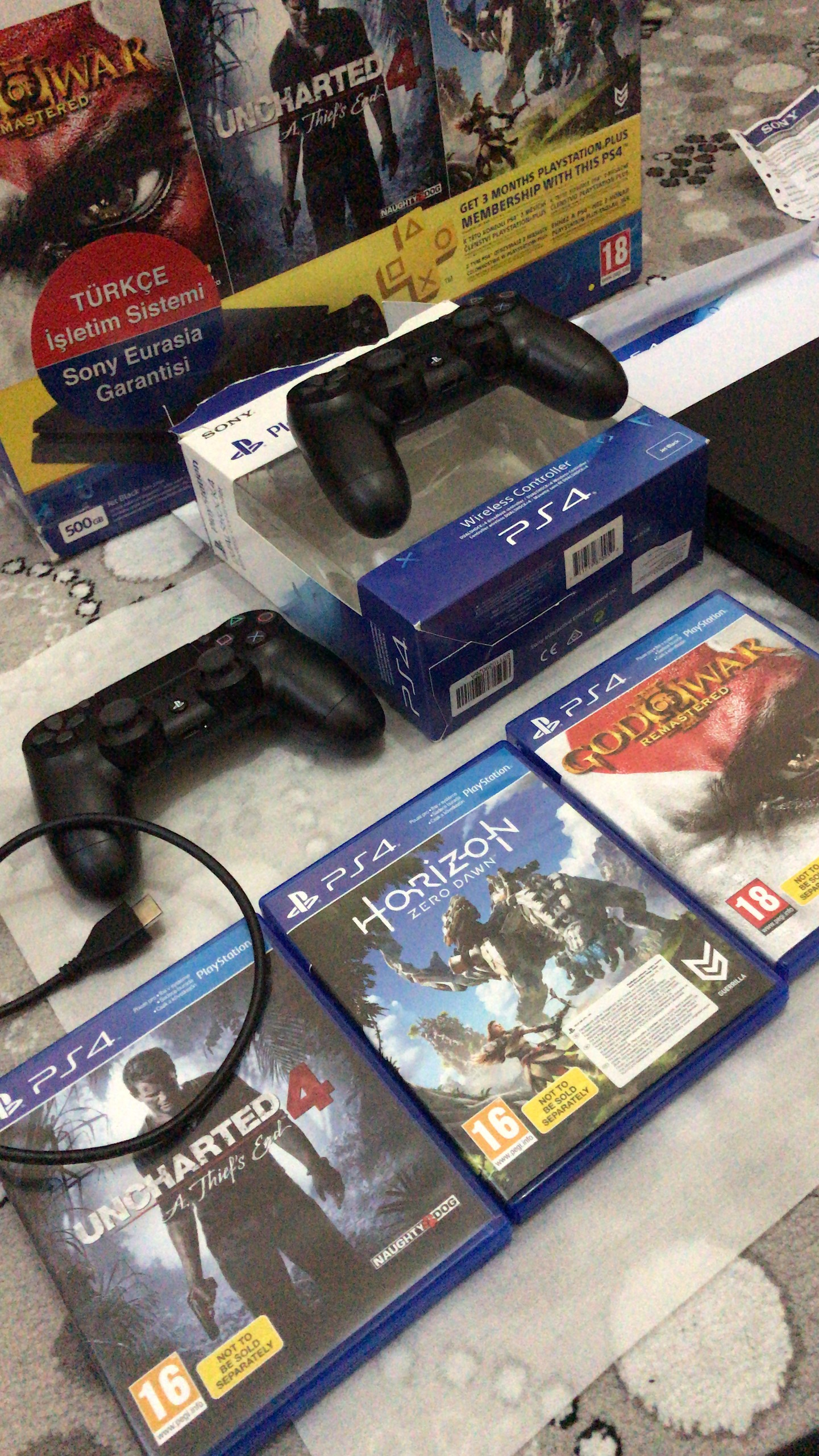 Satılık Eurasia Garantili PS4 + 2 DS 4 + 3 Oyun