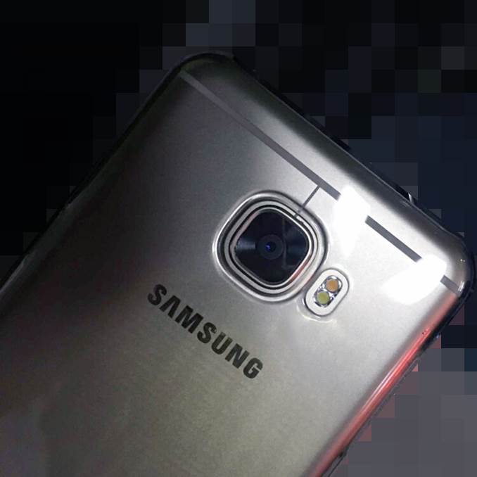 İnce metalik gövdeli Galaxy C5'in görüntüleri sızdırıldı