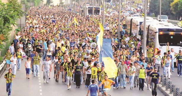  Nabi Avcı: 'Fenerbahçe Kenan Evren Lisesi için 18 milyon harcadı'