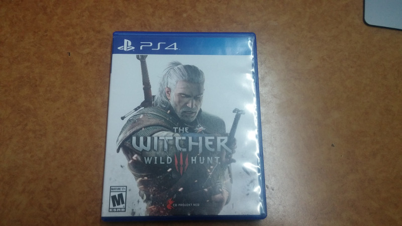  The Witcher 3 [PS4] 90 TL