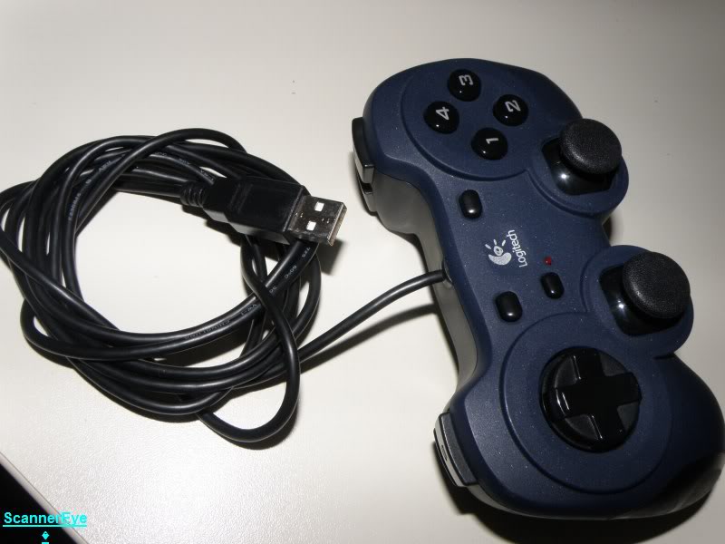  Logitech Dual Action USB Gamepad
